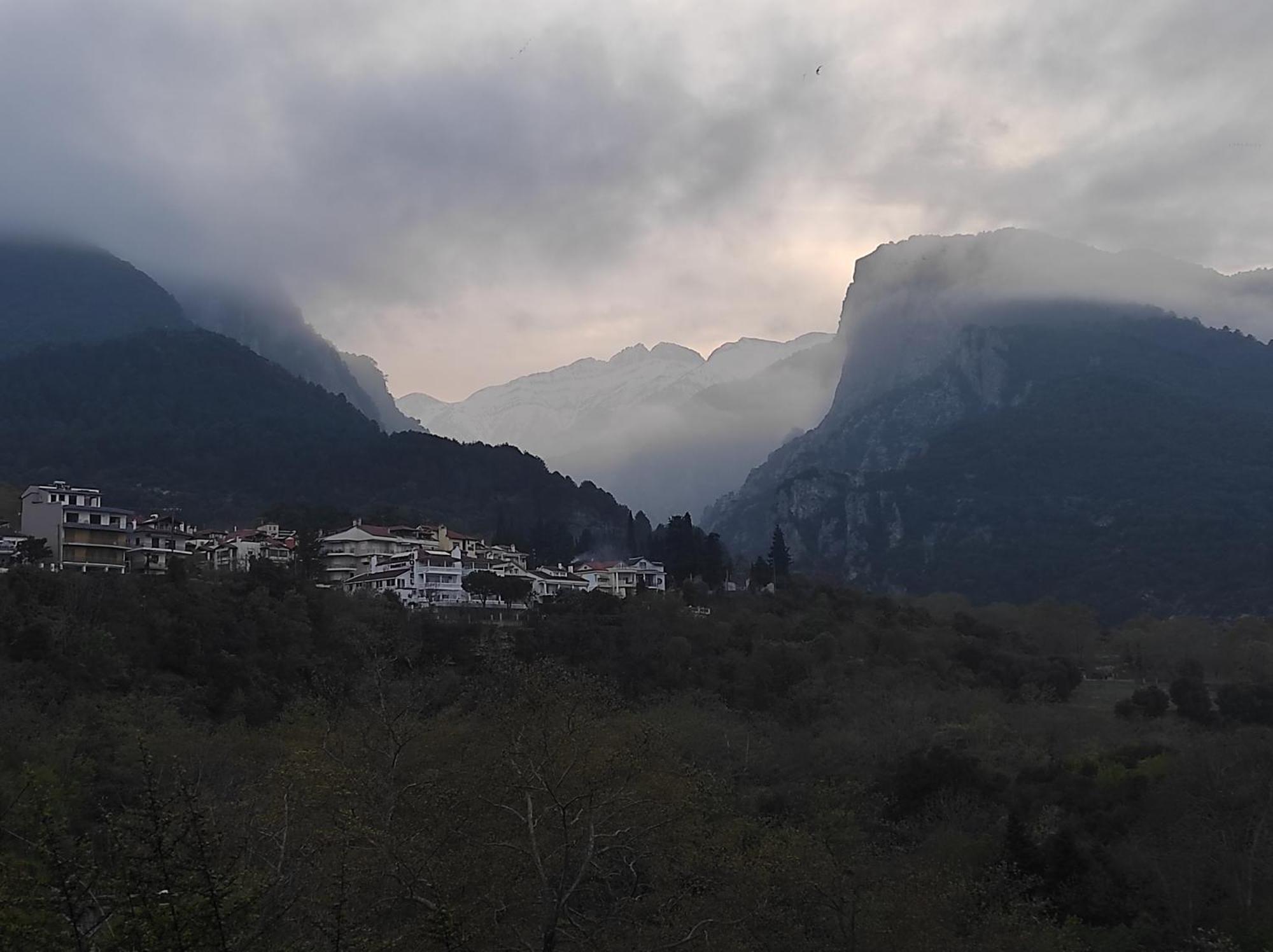 Ενοικιαζόμενα Δωμάτια Ενιπεύς- Rooms Enipeas Litochoro Exterior photo